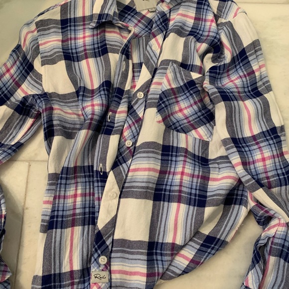 Rails Button Down - Picture 1 of 3